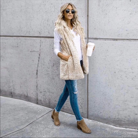 Cozy fur vest with hood! - Picture 3 of 7